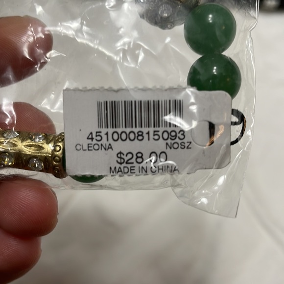 NWT Chico's Cleona jade colored elephant bracelet - Picture 5 of 5
